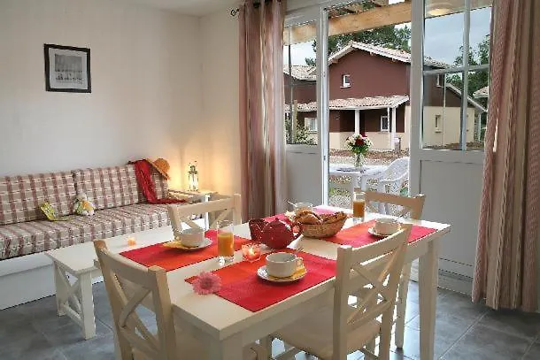 Village Club Les Rives De Saint Brice Willa Ares